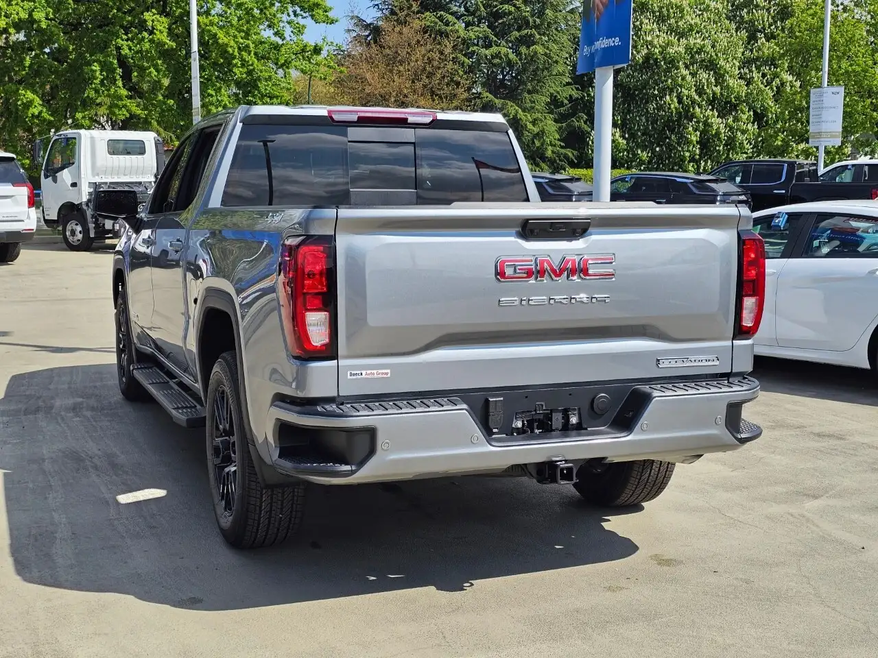 GMC Sierra 1500 снимка GMC Sierra 1500