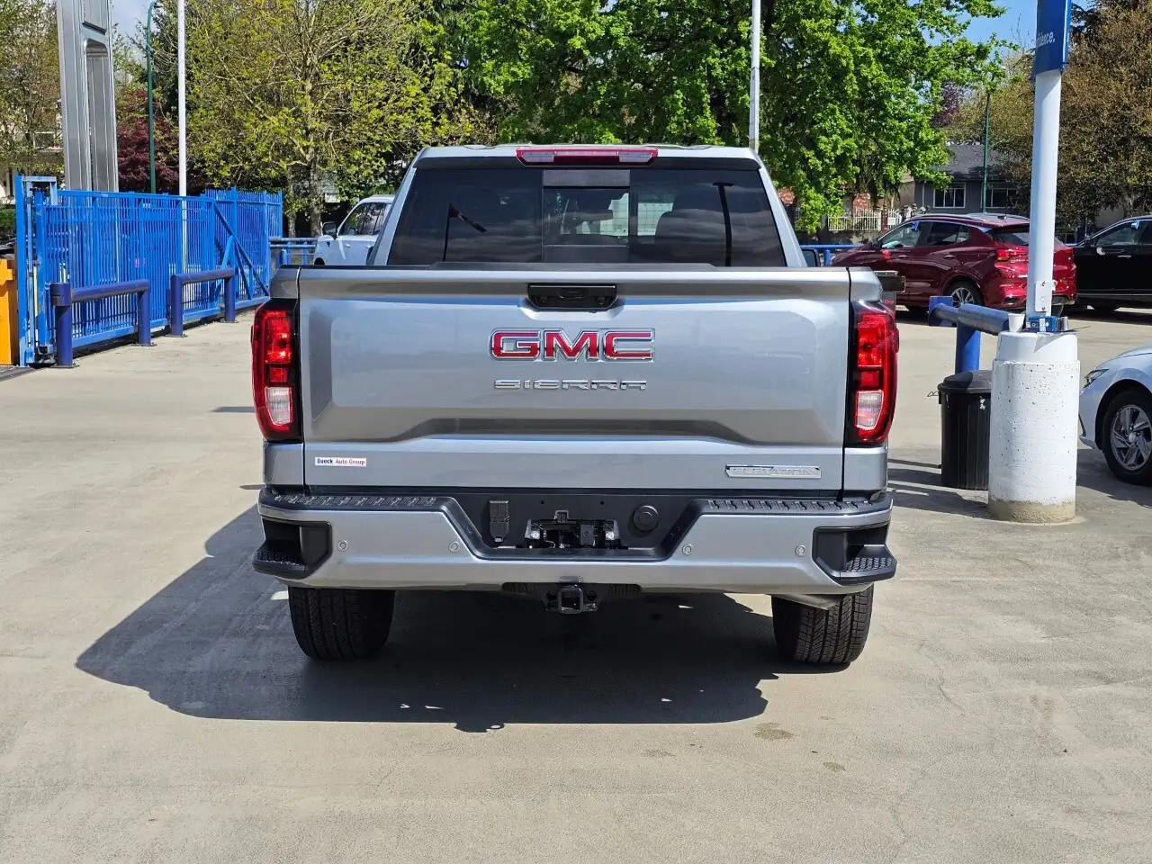 GMC Sierra 1500 снимка GMC Sierra 1500
