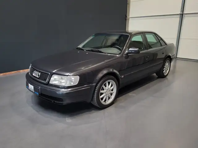 Audi S4 S4 4.2 C4 *Leder| BOSE| 6-Gang| Schiebedach*