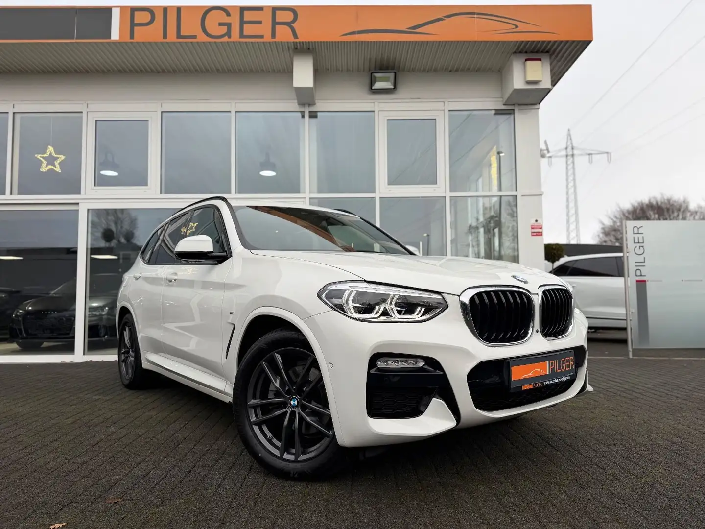 BMW X3 xDrive20d MSport*HUD*H/K*360*Pano*Ahk*Lhz*LED Weiß - 1
