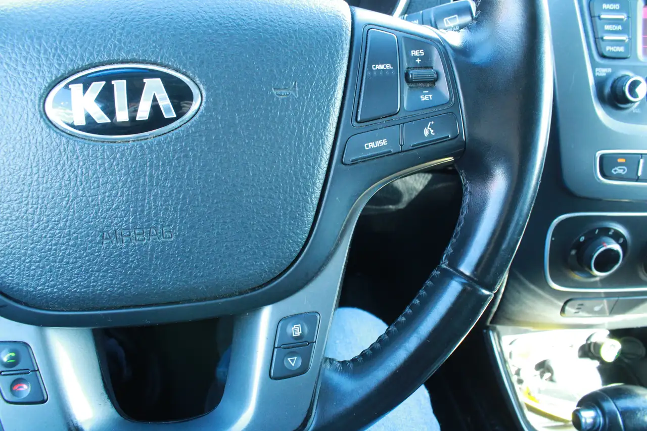 Kia Sorento снимка Kia Sorento