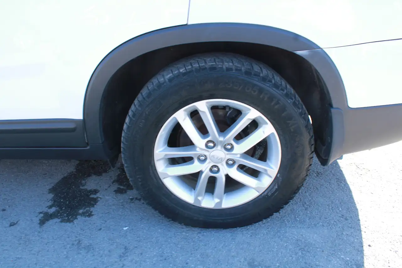Kia Sorento снимка Kia Sorento
