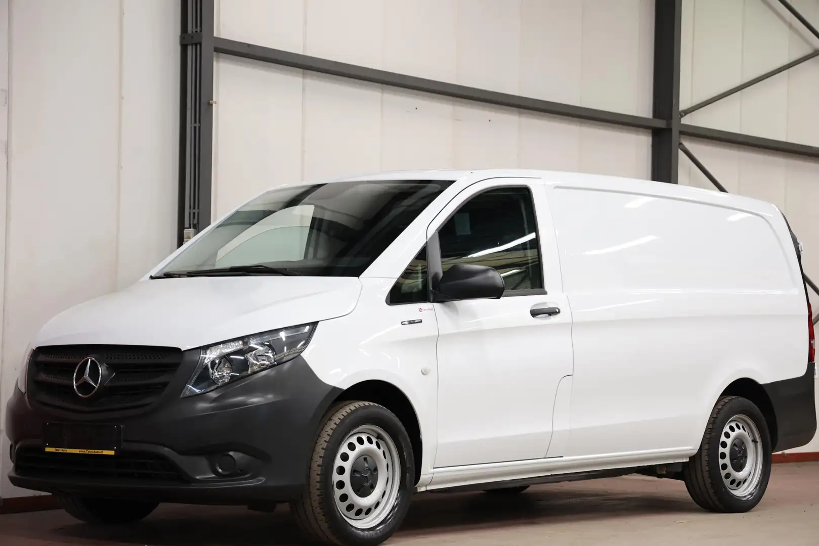 Mercedes-Benz Vito eVito Lang 41 kWh LANG L2H1 Nette Staat Wit - 1