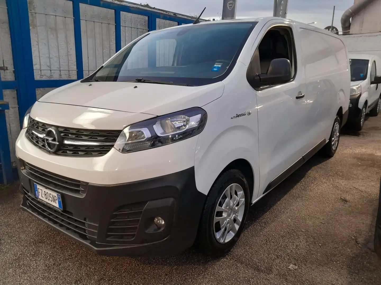 Opel Vivaro 2.0 Diesel 150 cv Bianco - 1