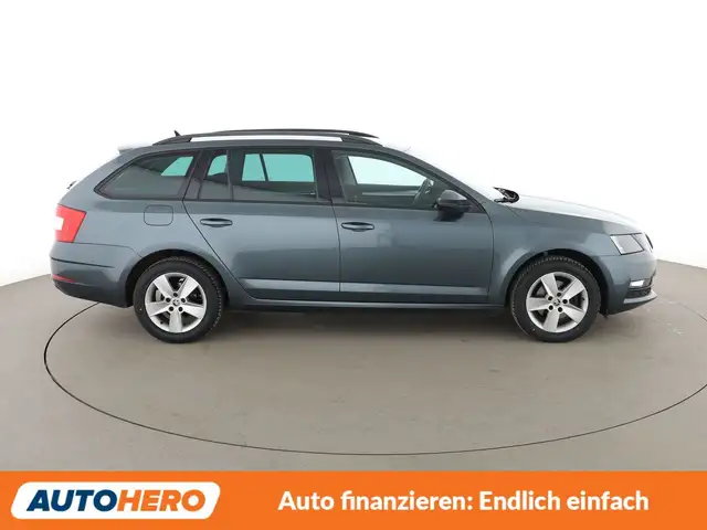 Skoda Octavia view 7