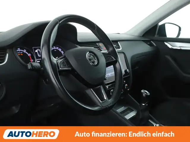 Skoda Octavia view 11