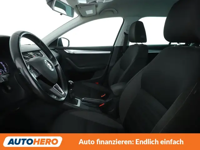 Skoda Octavia view 10