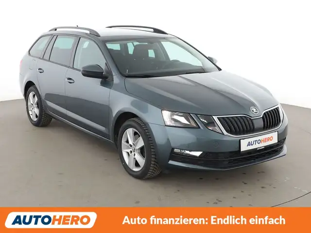 Skoda Octavia view 8