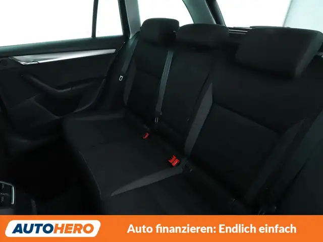 Skoda Octavia view 14