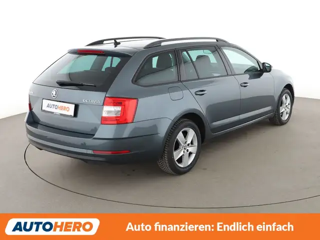 Skoda Octavia view 6