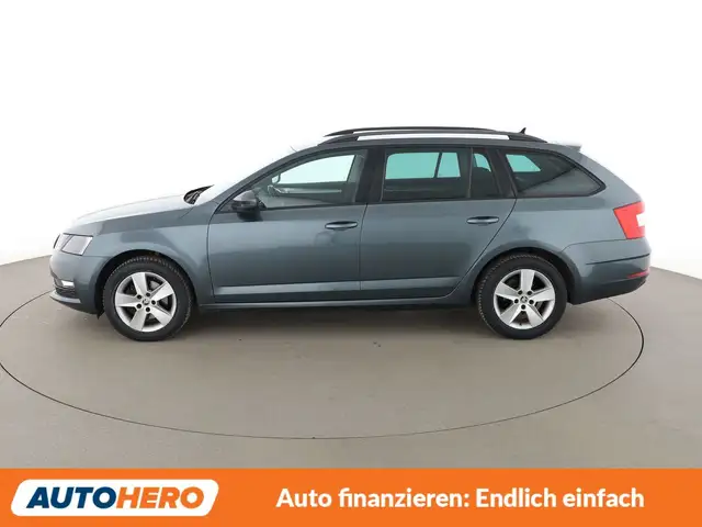 Skoda Octavia view 3