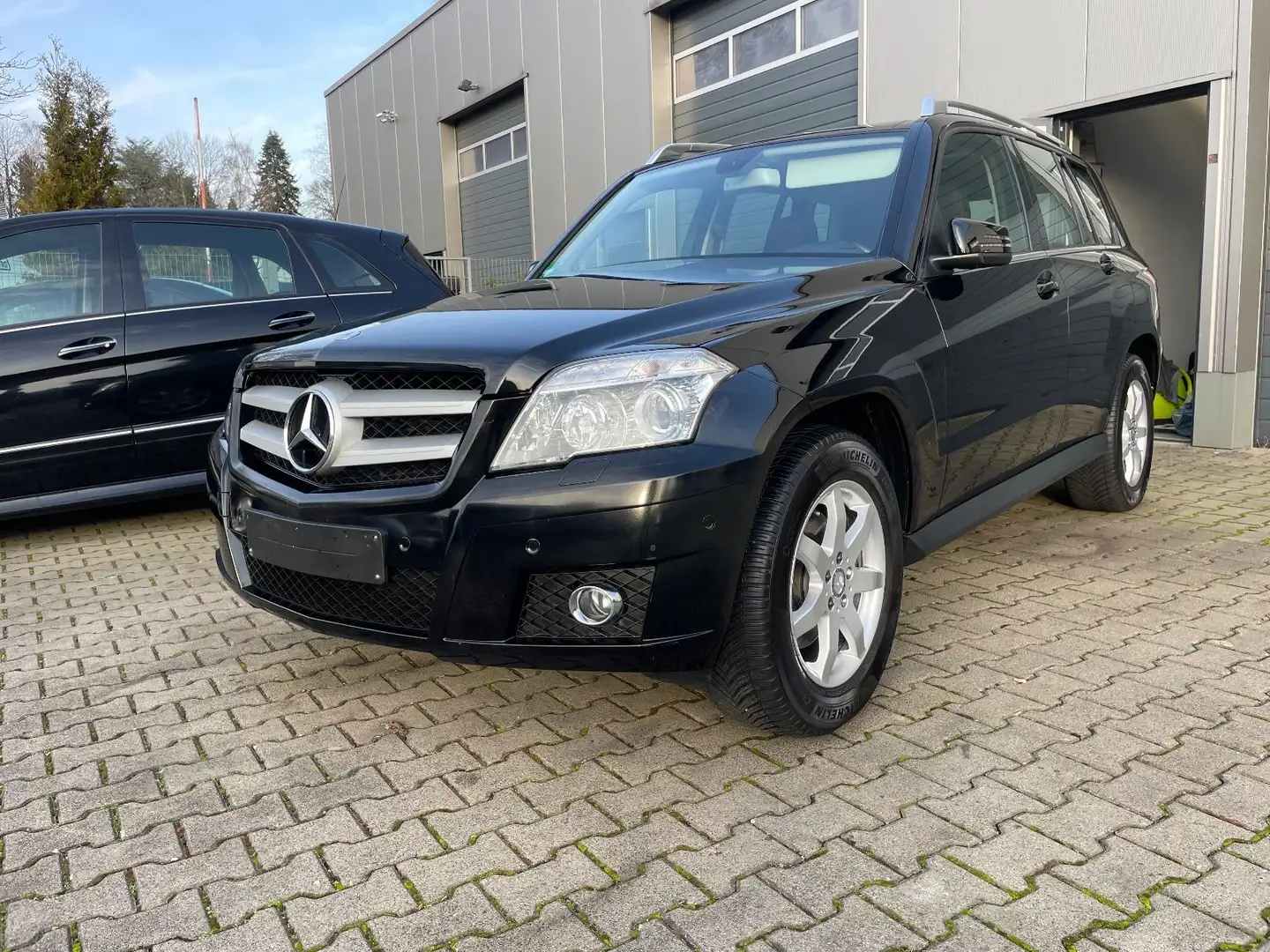 Mercedes-Benz GLK 350 CDI Voll Automatik abn. AHK Neuzustand Schwarz - 2