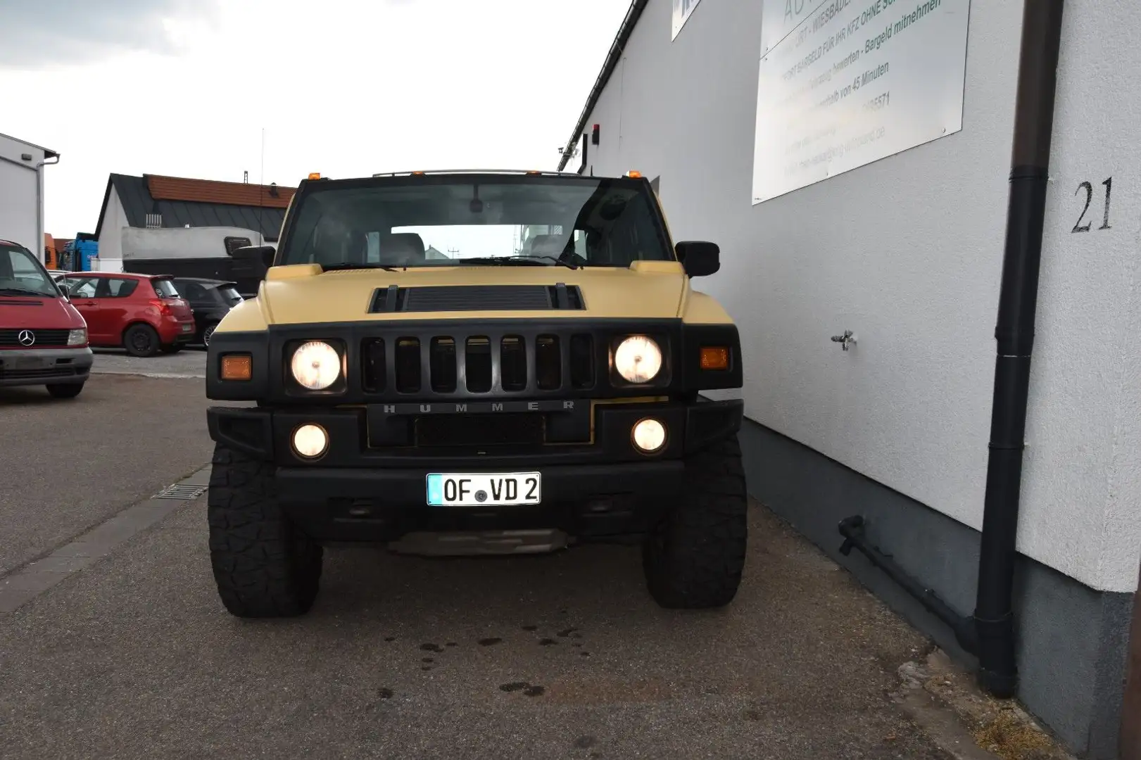 HUMMER H2 6.2  SUT V8 Luxury PickUp 2.Serie mit 398 PS Yellow - 2