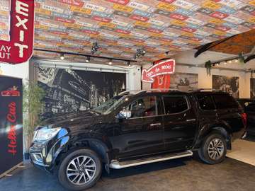 2.3 dCi 4x4 * FULL OPTIONS * 1ER PROPRIO * CARNET FULL * HARDTOP * PANO * GARANTIE