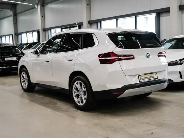 BMW X3 view 2