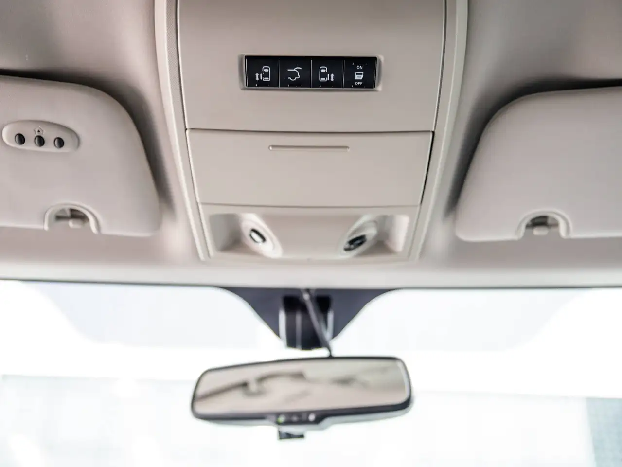 Dodge Grand Caravan fotografie Dodge Grand Caravan