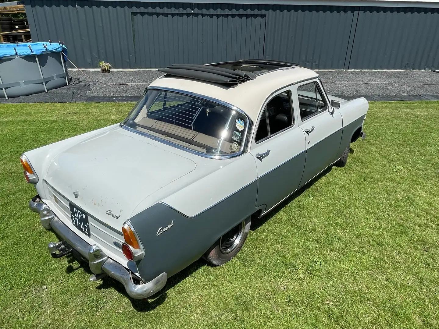 Ford Consul De Luxe - 2