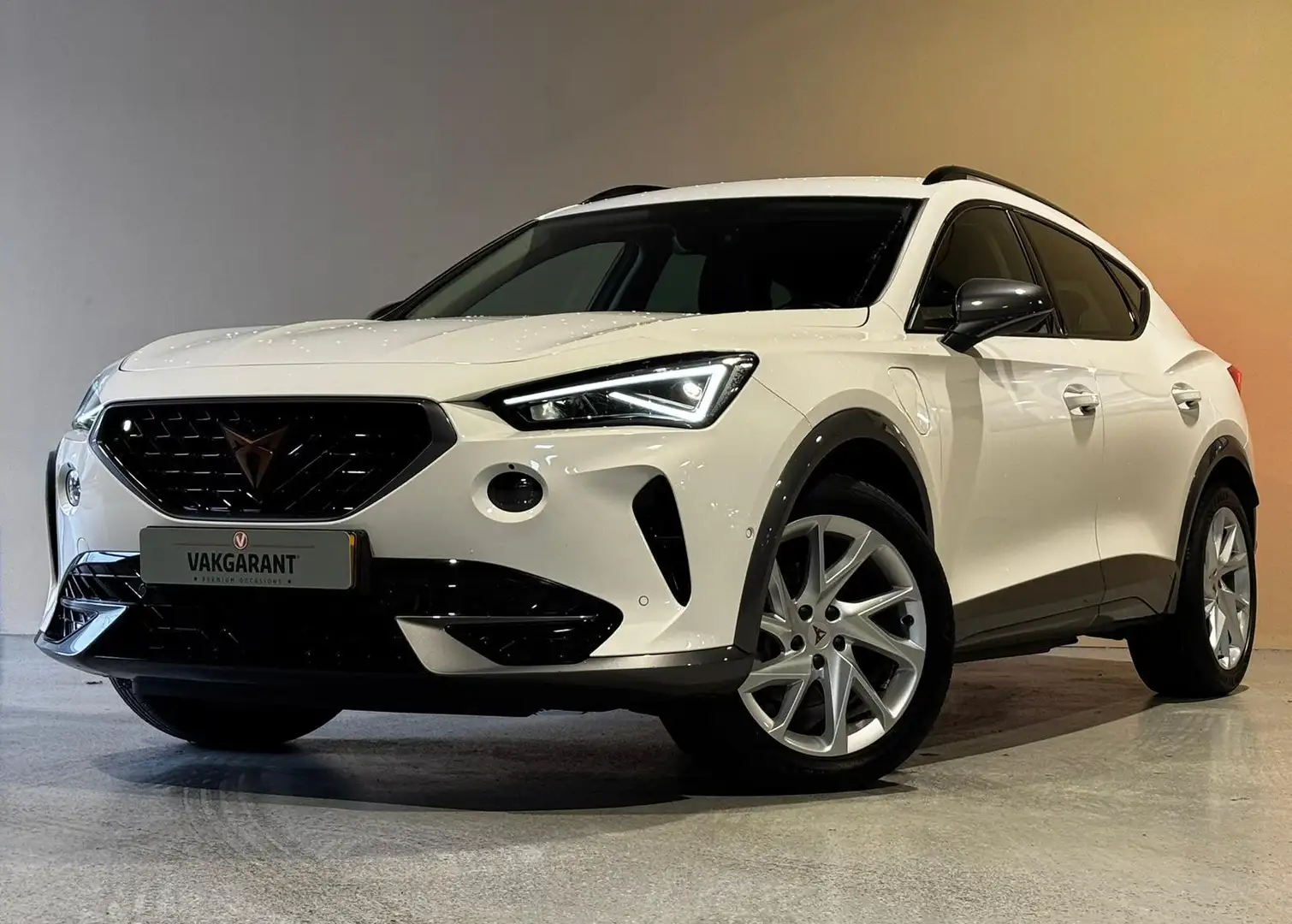 CUPRA Formentor 1.4 TSI e-Hybrid Essential |Stoel/Stuurverw. |ACC Weiß - 1