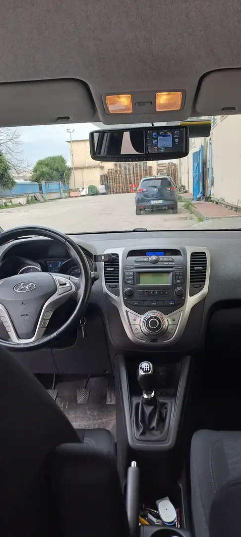 Hyundai iX20 ix20+1.4+crdi+Comfort+90cv Bílá - 2