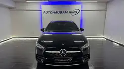 Mercedes-Benz A 200 AMG CAM VIRTUAL TEMPO LED SPUR LEDER NAVI