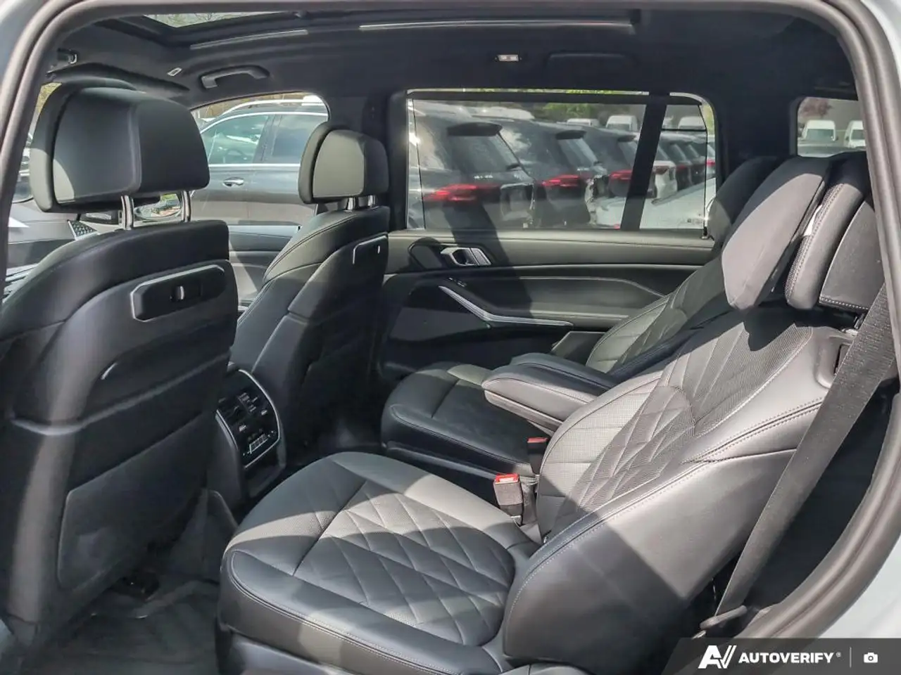 BMW X7 снимка BMW X7