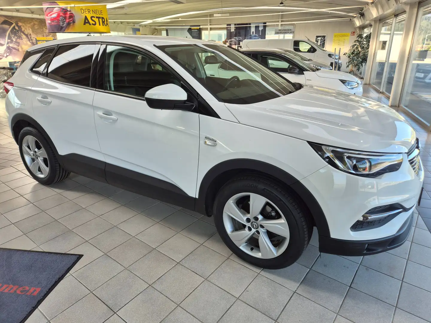 Opel Grandland X Edition Weiß - 2