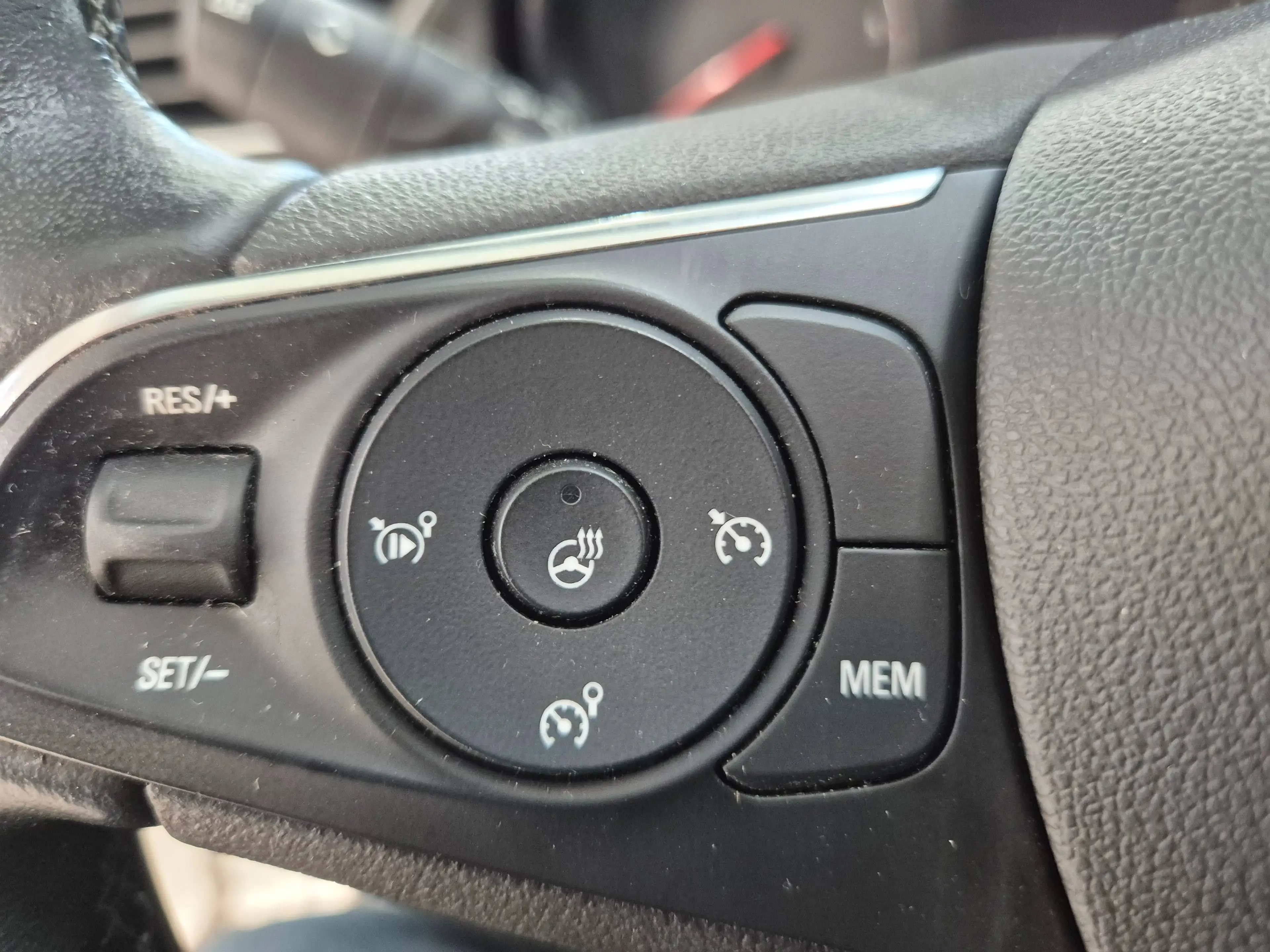 Opel Grandland X Edition — photo 13