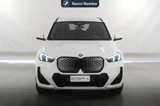 BMW Ix1 view 2