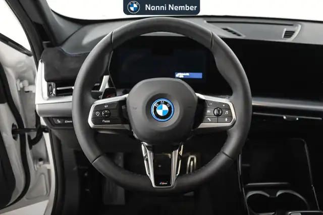BMW Ix1 view 9