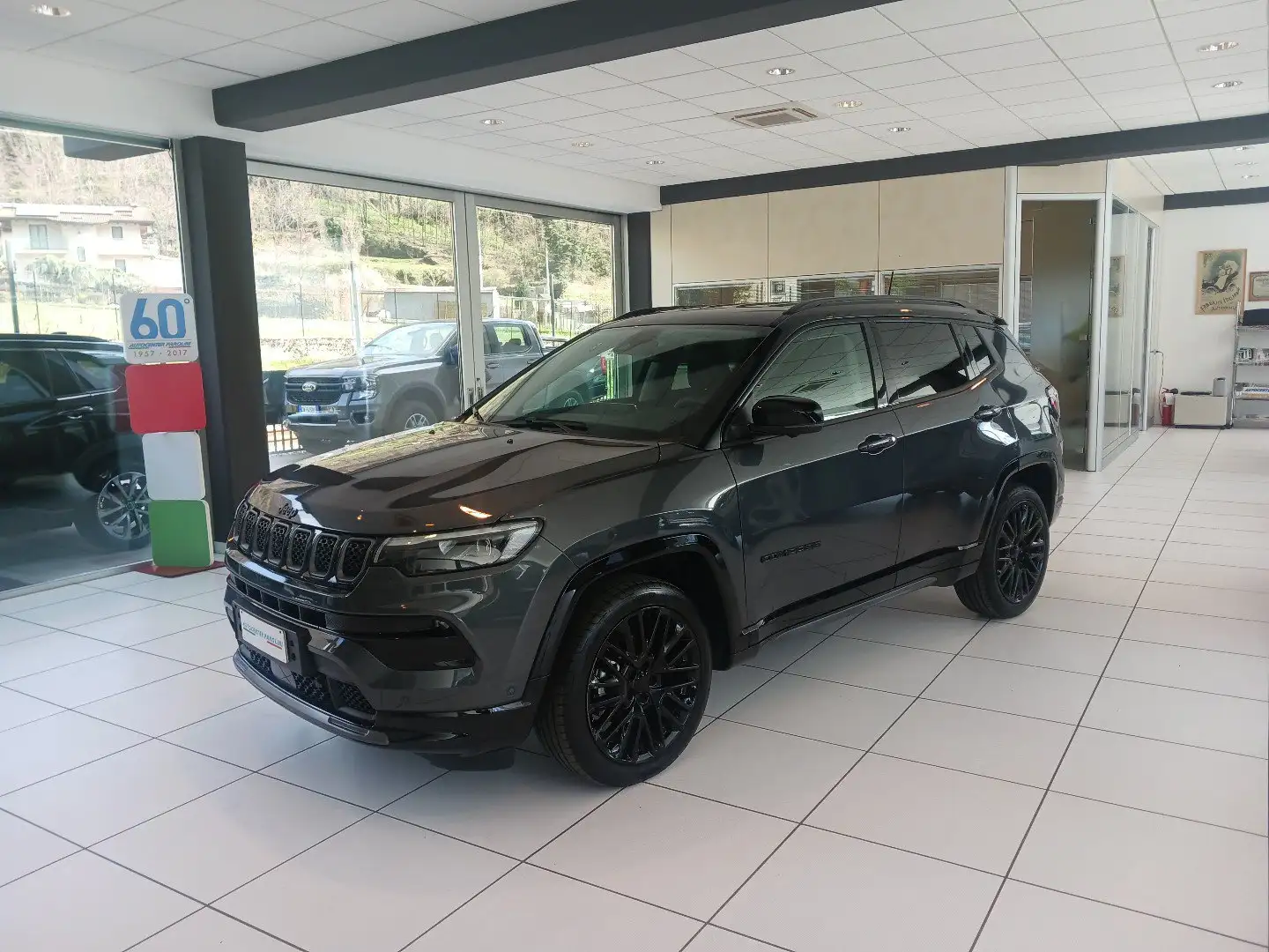 Jeep Compass 1.5 Turbo T4 130CV MHEV 2WD S Gris - 1