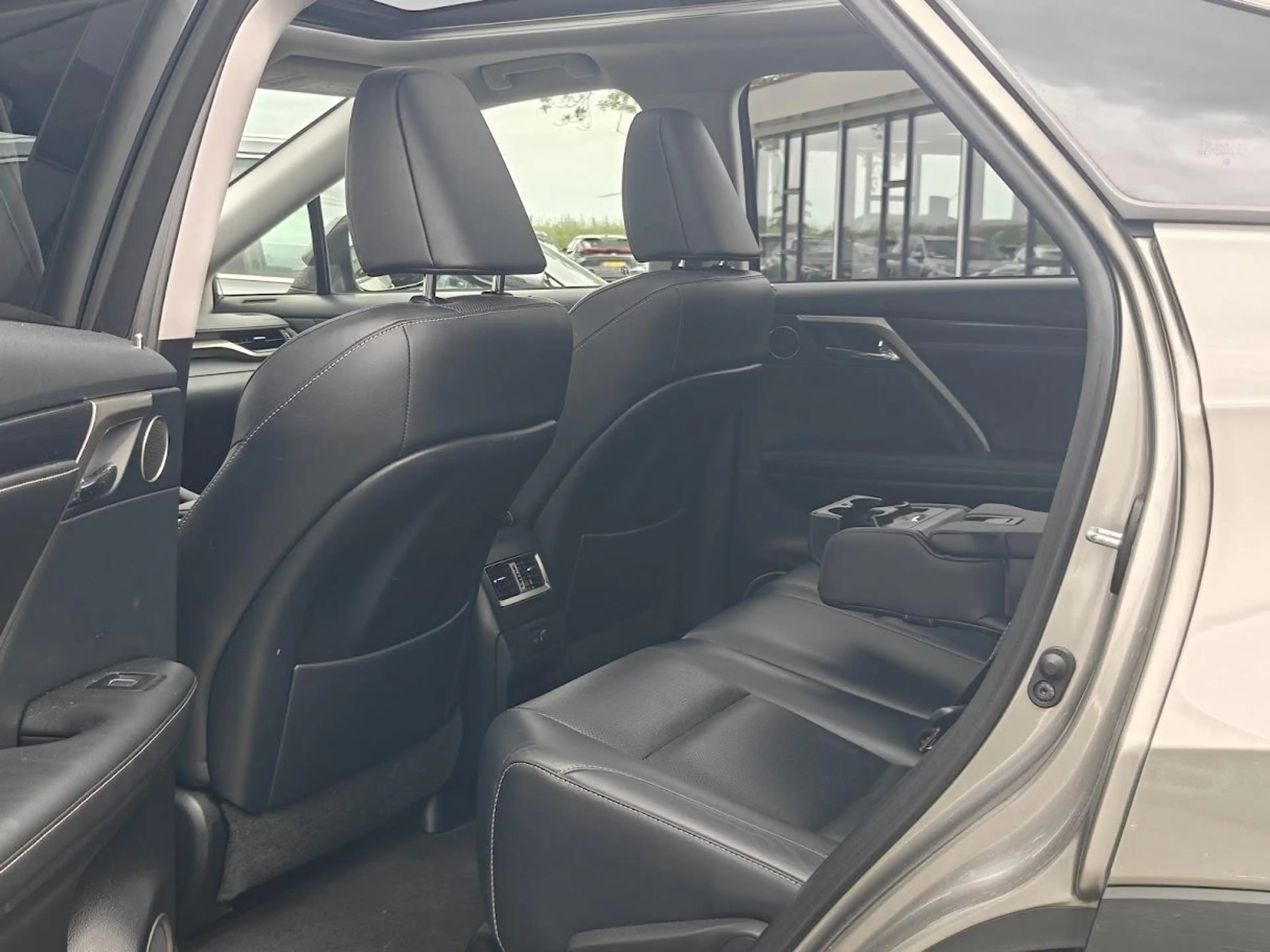 Lexus RX 450h 4WD Luxury Line — photo 9