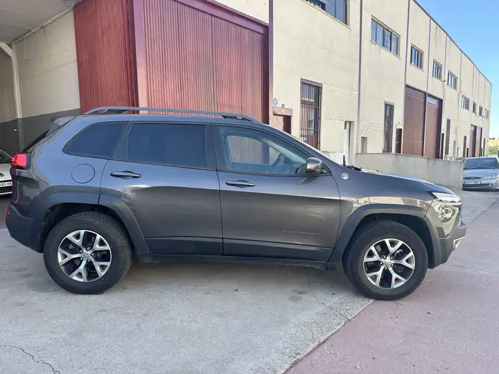 Jeep Cherokee 3.2 Trailhawk 4x4 ADL 2014, foto 4