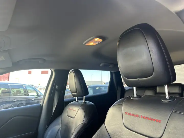Jeep Cherokee 3.2 Trailhawk 4x4 ADL 2014, foto 32