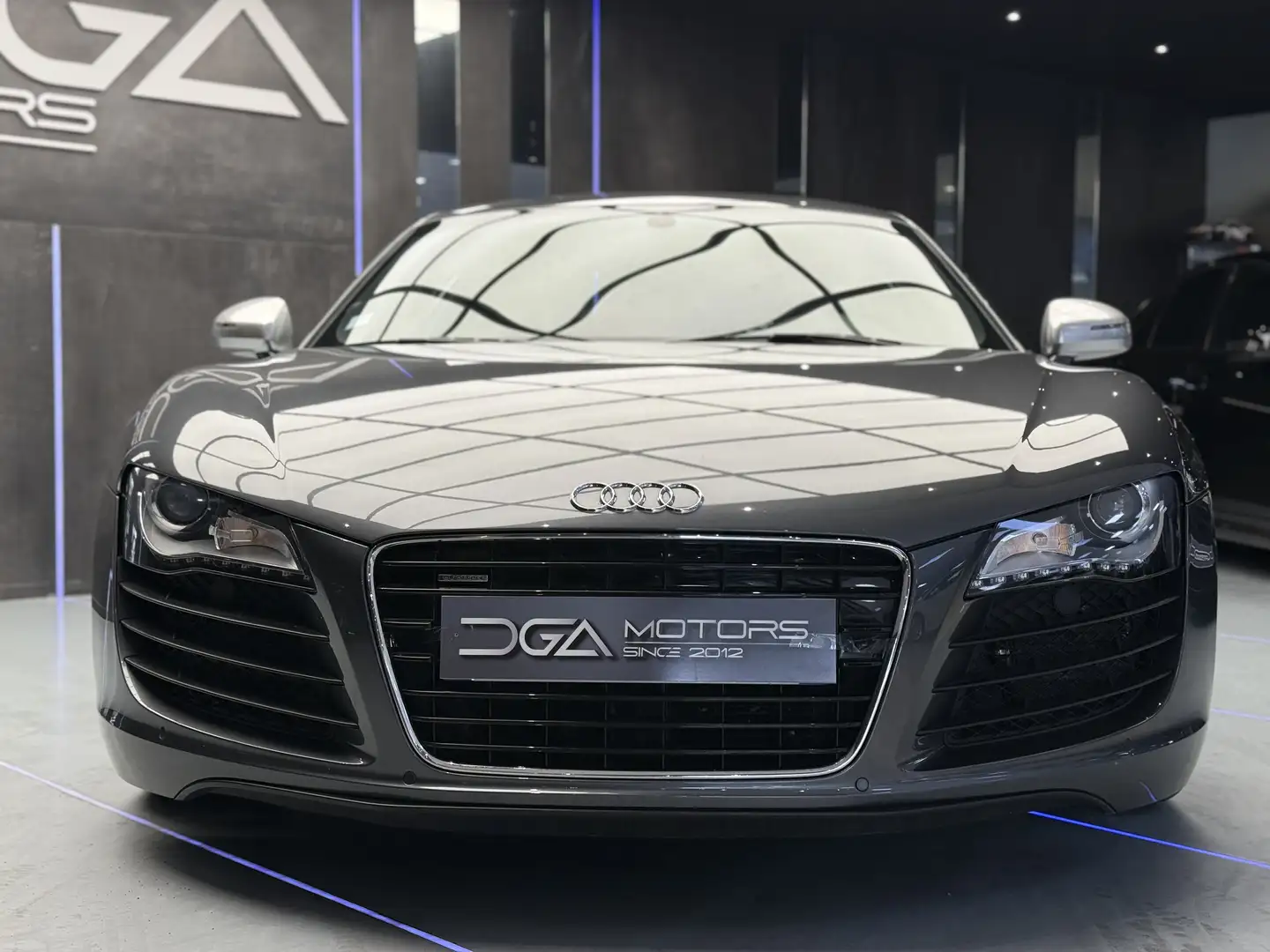 Audi R8 V8 4.2 FSI 420 Quattro R-Tronic - 2