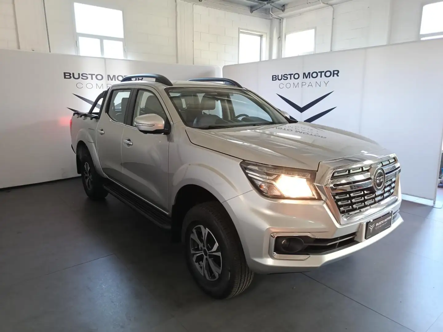 Cirelli Cirelli 8 Pickup 2.3 Turbo Diesel automatico AUTOCARRO Сірий - 1