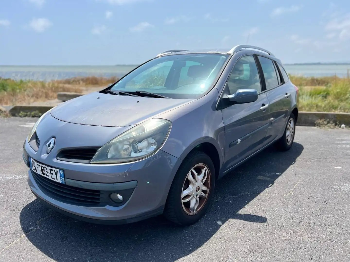 Renault Clio Clio Estate 1.6 16V 110 Dynamique Gris - 1