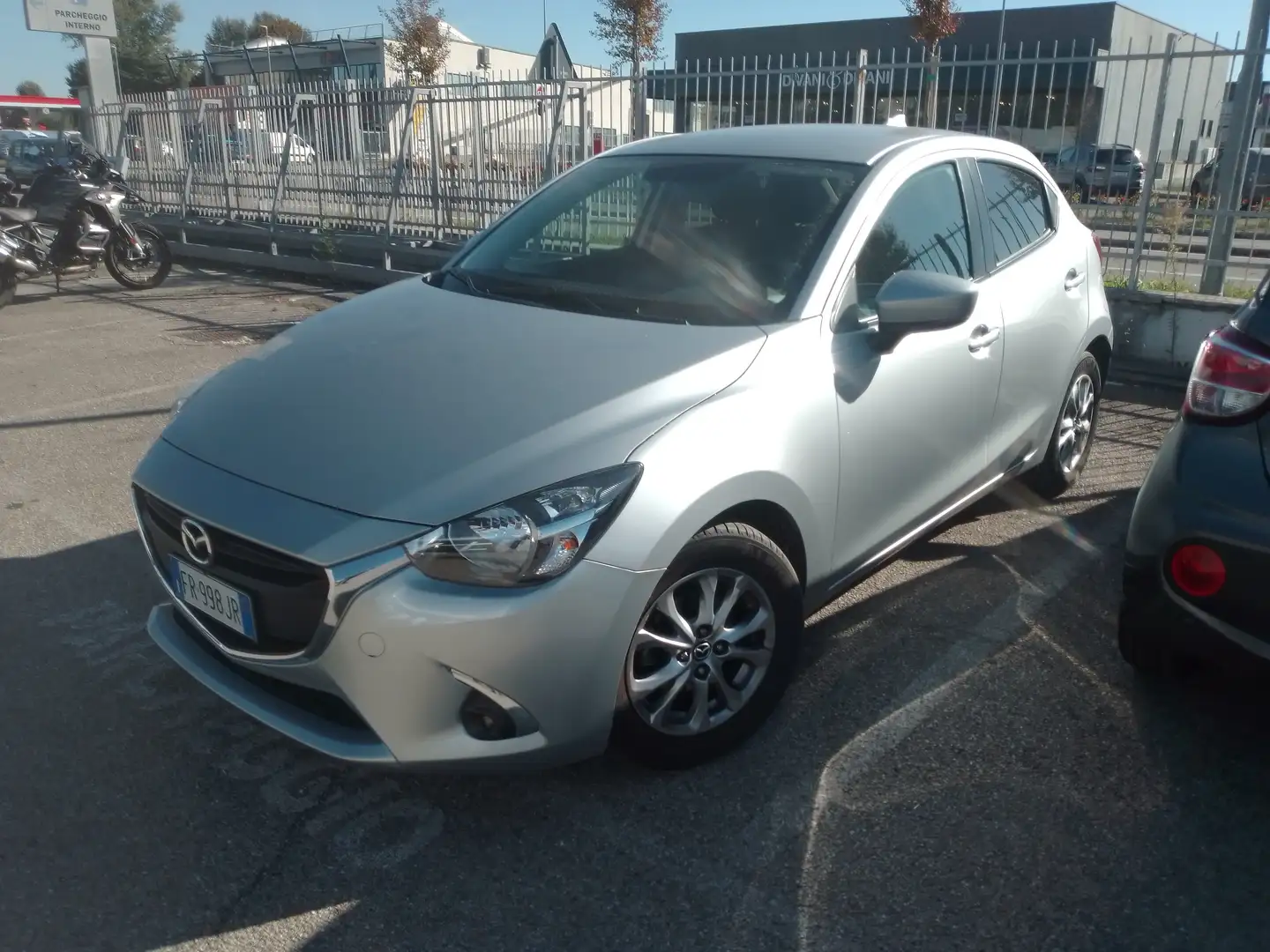Mazda 2 2 III 2015 1.5 Evolve 90cv my18 Argento - 1
