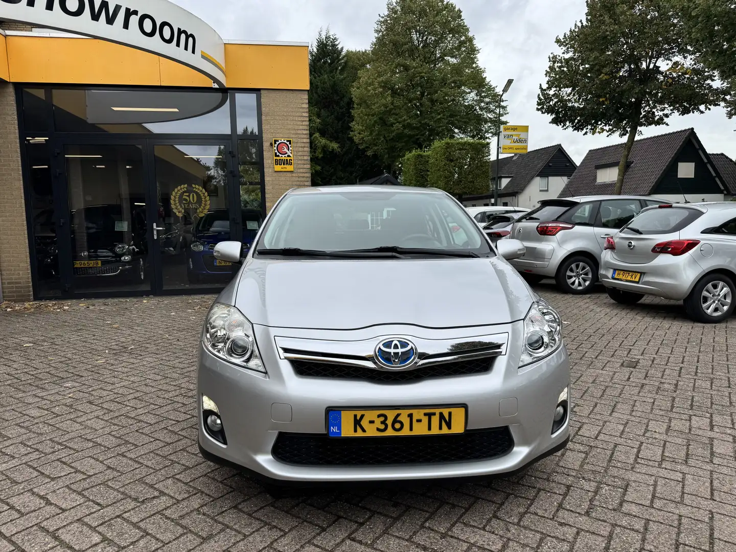 Toyota Auris 1.8 Full Hybrid Aspiration Climate Control Gris - 2