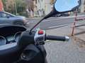 Piaggio MP3 250 due ruote anteriori, bauletto, parabrezza Nero - thumbnail 11