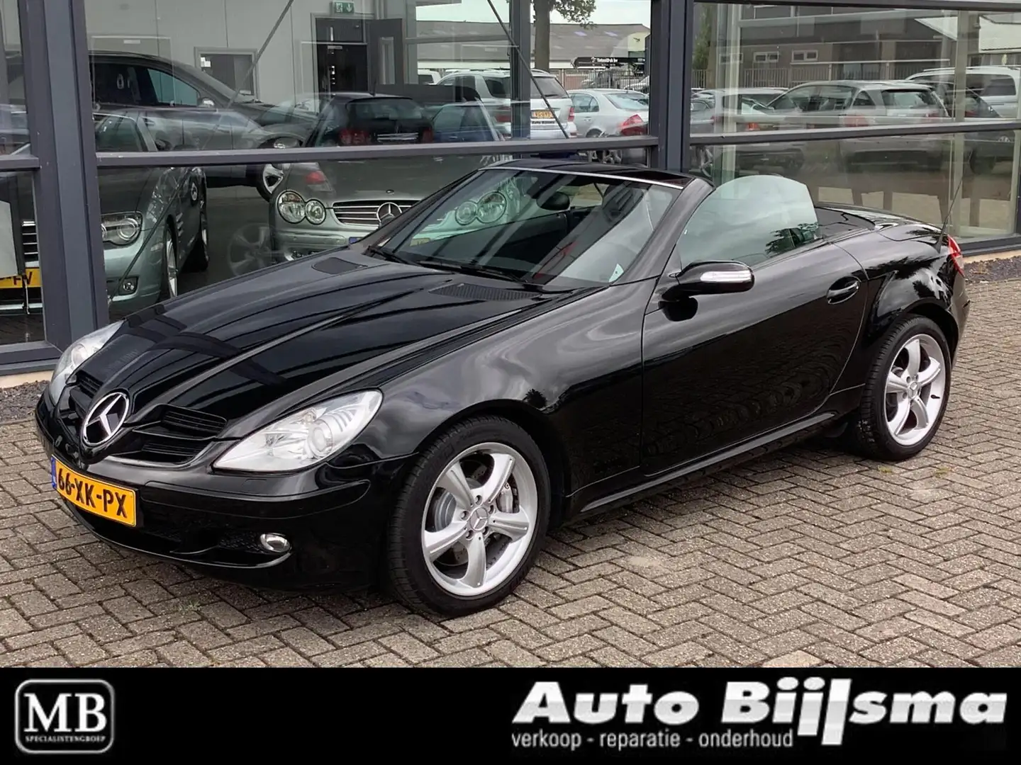 Mercedes-Benz SLK 350 automaat, nekverwarming, xenon, zeer net, Schwarz - 1