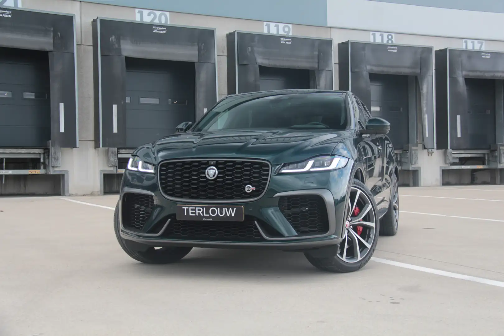jaguar f-pace