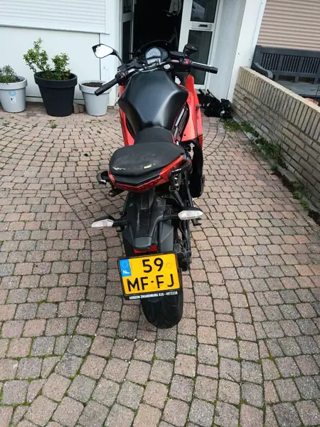 Kawasaki ER-6f - foto 4