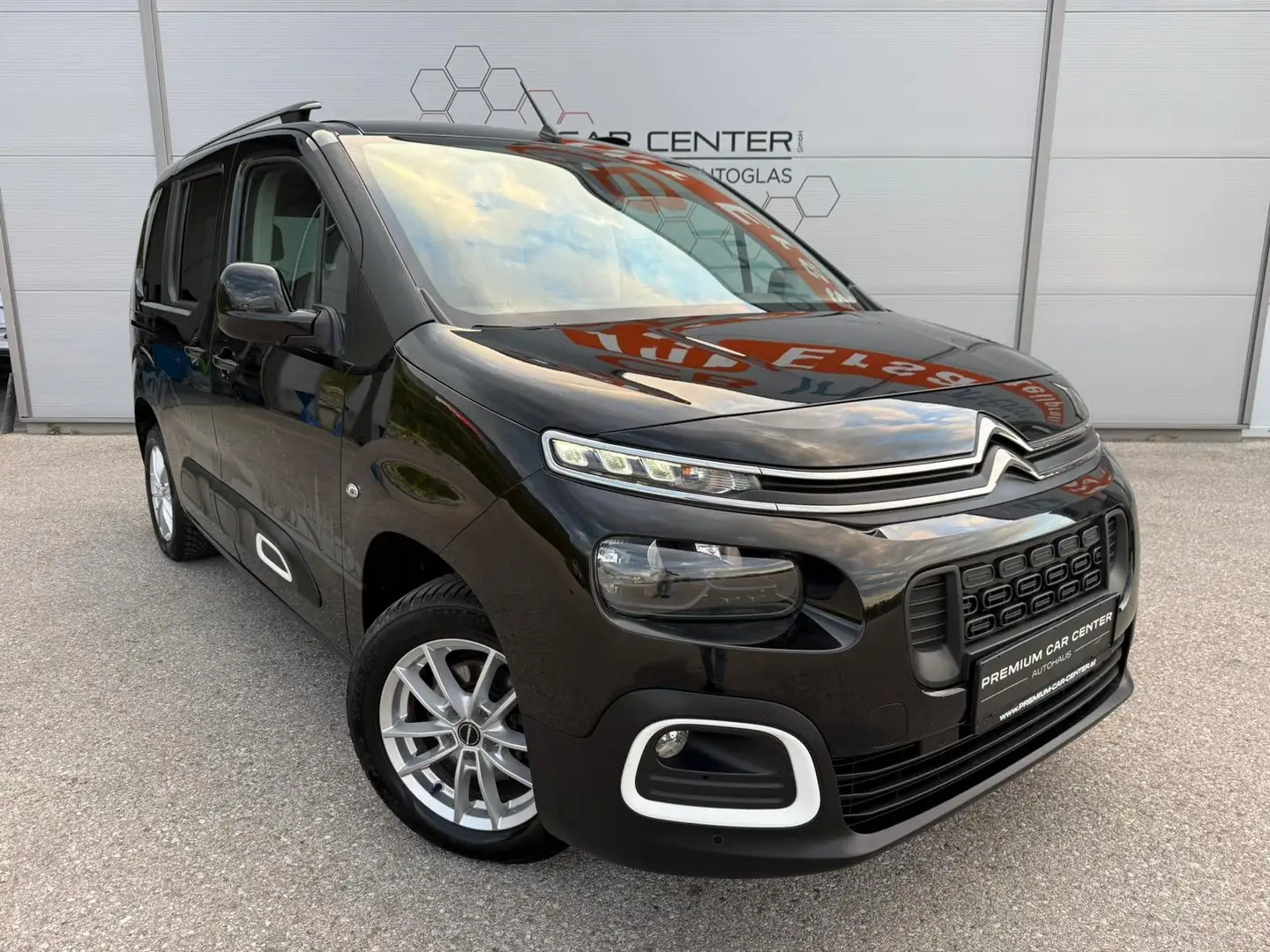 Citroen Berlingo 1,5 HDi Feel M Schwarz - 1