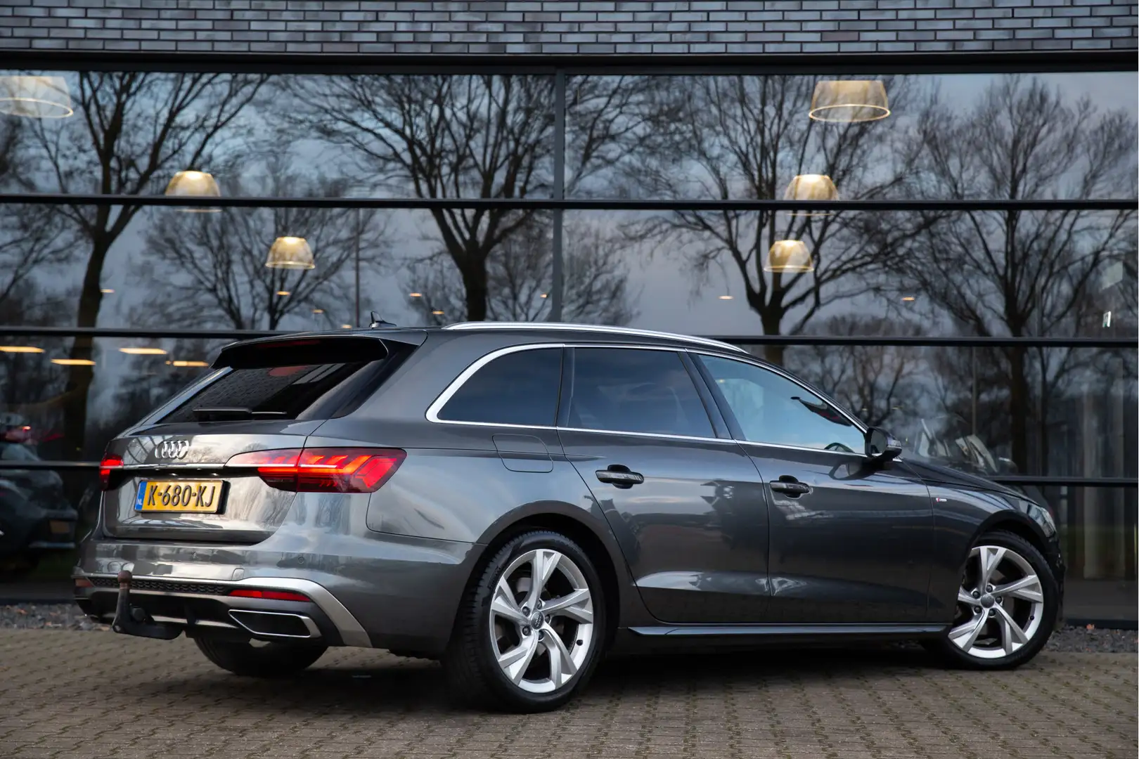 Audi A4 Avant 35 TFSI S edition , Trekhaak, Virtual cockpi Gris - 2
