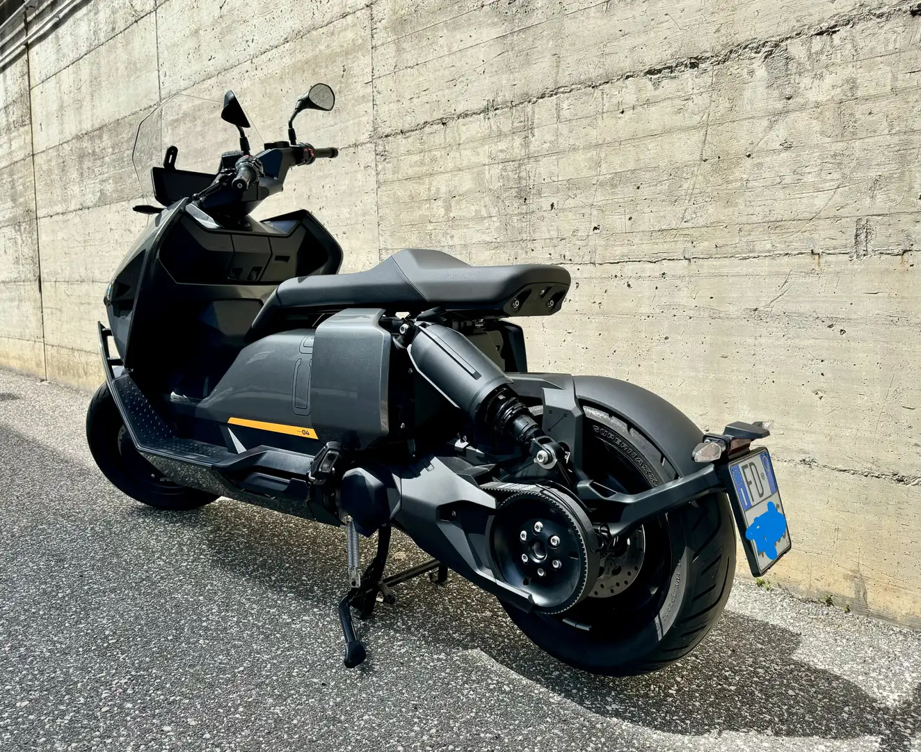 BMW CE 04 BMW CE04 Maxi Scooter Elettrico Unico proprietario Grigio - 2