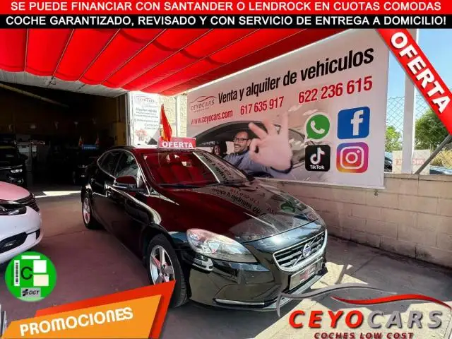 Volvo V40 D2 Momentum Aut. 120