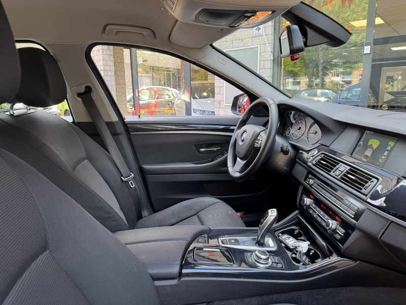 BMW 523 5-serie 523i Executive Automaat Trekhaak Historie — photo 4