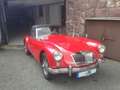 MG MGA 1600 MK II Rouge - thumbnail 2