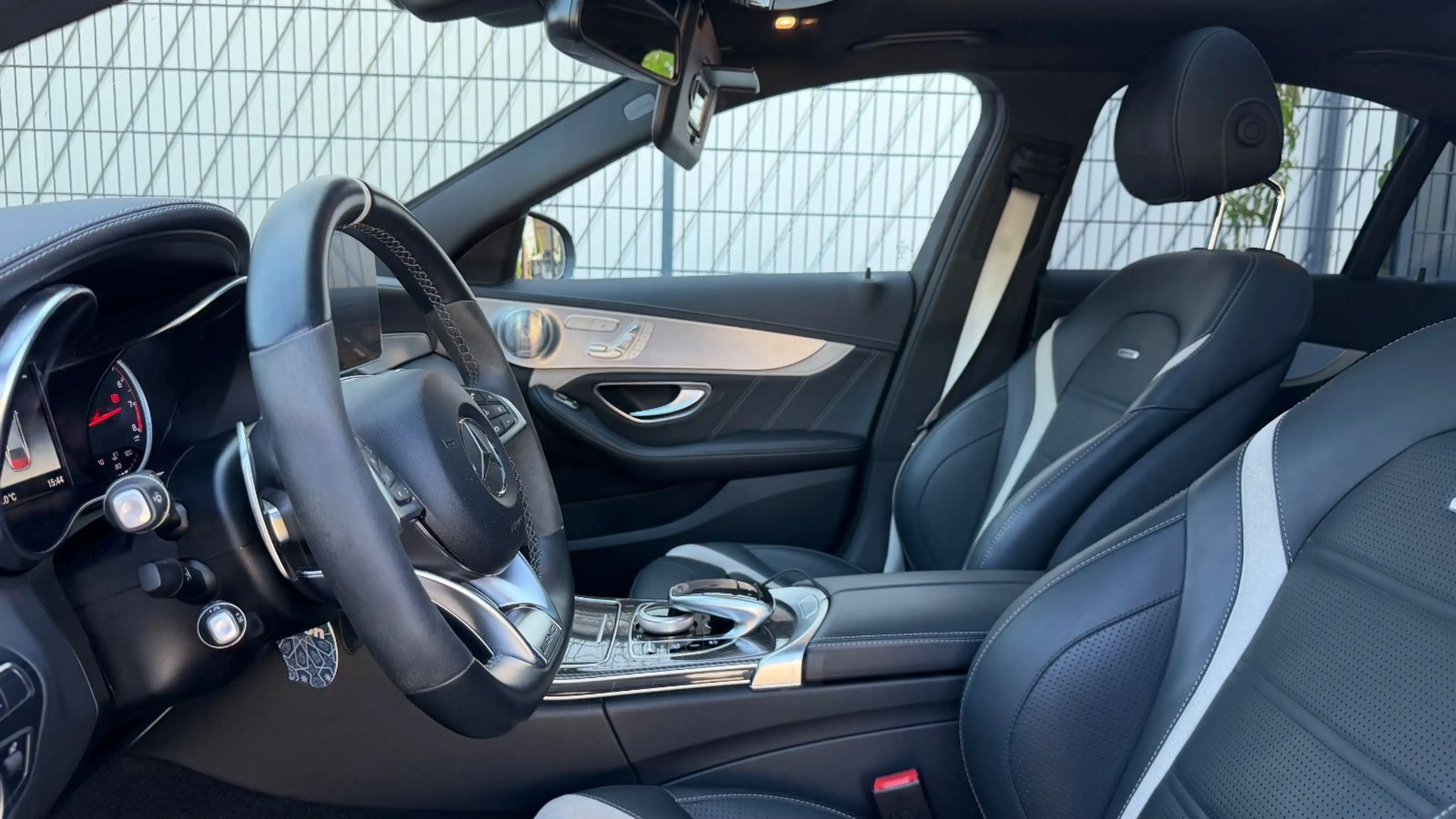 Mercedes-Benz C 63 AMG C 63 S AMG 510PS PANO,BURNMESTER,HUD,OHNE OPF — photo 12