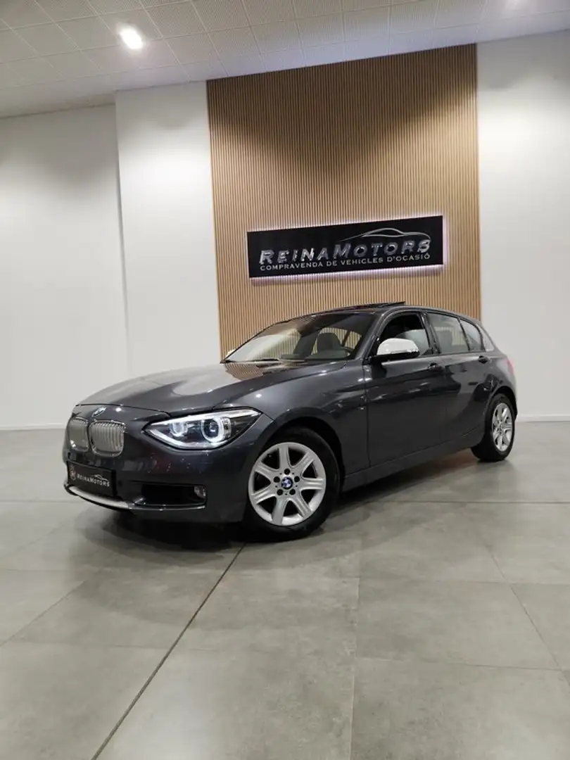 BMW 116 116i Urban Gris - 1